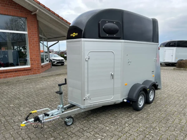 Humbaur Pferdeanhänger